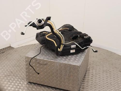 fuel-tank-audi-a3-limousine-8vs-8vm-2013-2014-2015-2016-2017-2018-2019-2020-2021-40409409 main image