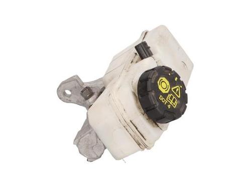 brake-master-cylinder-renault-clio-iv-bh_-2012-2013-2014-2015-2016-2017-2018-2019-2020-2021-40401245 main image