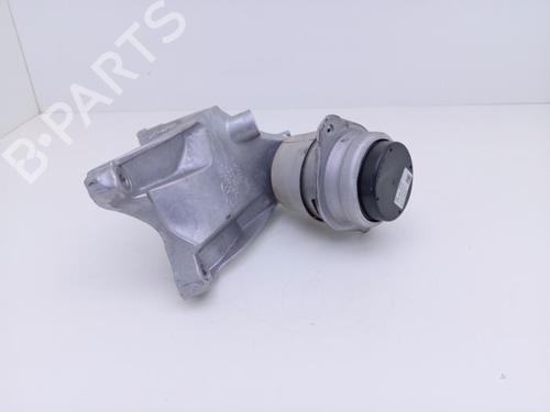 Used Engine mount Engine mount VW TOUAREG (7P5, 7P6) 4.2 V8 TDI (340 hp) 40479927 40479927