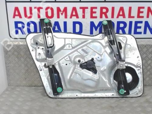 front-right-window-mechanism-vw-tiguan-5n_-2007-2008-2009-2010-2011-2012-2013-2014-2015-2016-2017-2018-40482058 main image
