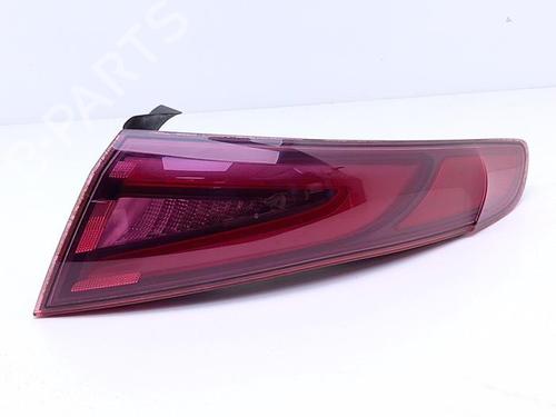 Used Right taillight Right taillight ALFA ROMEO GIULIA (952_) 2.2 D (952AEM250, 952AEA250) (150 hp) 40423218 40423218