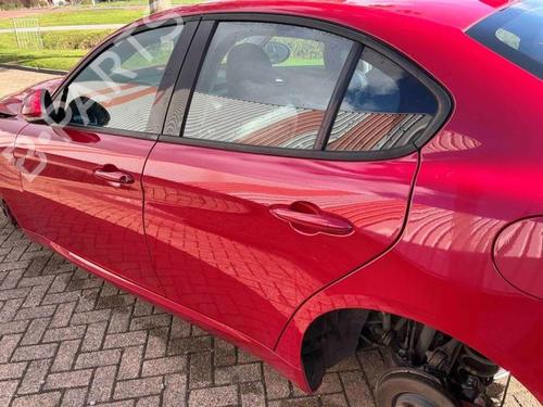 left-rear-door-alfa-romeo-giulia-952_-2015-40421349 main image