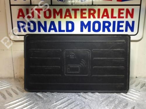 antennabase-audi-a3-sportback-8va-8vf-2012-2013-2014-2015-2016-2017-2018-2019-2020-2021-40427400 main image