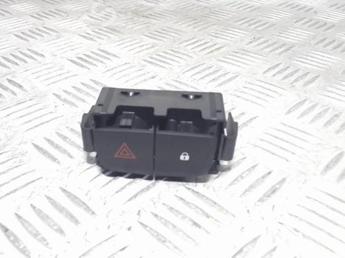 warning-switch-renault-trafic-iii-van-fg_-2014-40469054 main image
