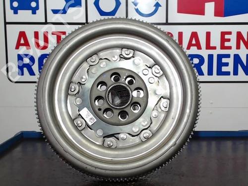 flywheel-vw-beetle-5c1-5c2-2011-2012-2013-2014-2015-2016-2017-2018-2019-40375074 main image