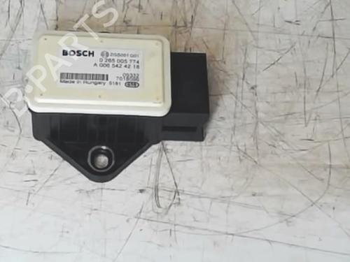 Used Electronic sensor Electronic sensor MERCEDES-BENZ SPRINTER 3,5-t Van (B906) 313 CDI (906.631, 906.633, 906.635, 906.637) (129 hp) 40471699 40471699