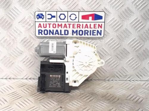 electronic-module-vw-passat-b6-variant-3c5-2005-2006-2007-2008-2009-2010-2011-40431393 main image