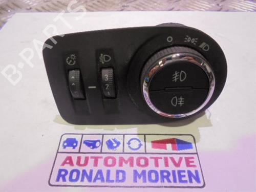 Used Headlight switch Headlight switch OPEL MERIVA B MPV (S10) 1.4 (75) (120 hp) 40360426 40360426