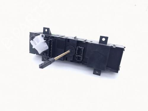 Climate control VW CRAFTER 30-35 Bus (2E_) 2.5 TDI | BP40360061I5 - Image 4