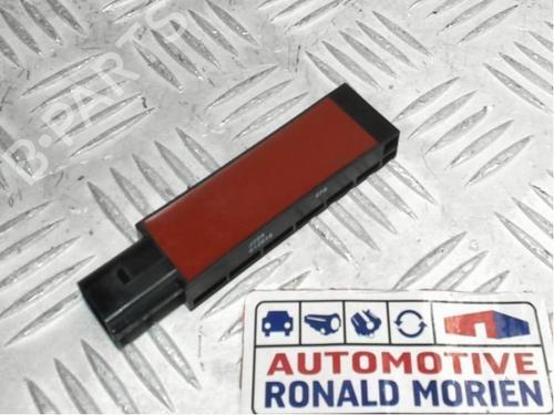 antennabase-audi-a3-sportback-8va-8vf-2012-2013-2014-2015-2016-2017-2018-2019-2020-2021-40427397 main image