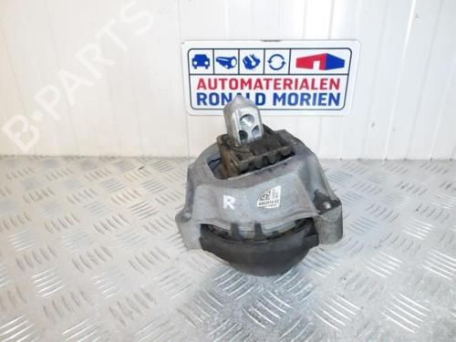 Used Engine mount Engine mount BMW 5 Touring (G31) 520 d (190 hp) 40379008 40379008