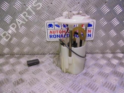 Used Fuel pump Fuel pump OPEL VIVARO B Van (X82) 1.6 CDTI (05) (140 hp) 40375337 40375337