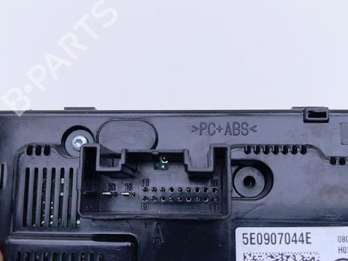 Climate control SKODA OCTAVIA III Combi (5E5, 5E6) 1.6 TDI | BP40419641I5 - Image 5