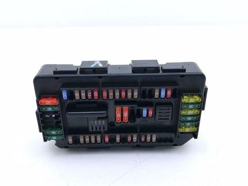 fuse-box-bmw-3-f30-f80-2011-2012-2013-2014-2015-2016-2017-2018-40471391 main image