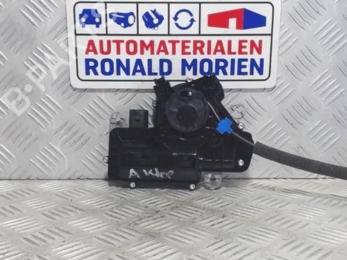 tailgate-lock-audi-q2-gab-gag-2016-40468204 main image