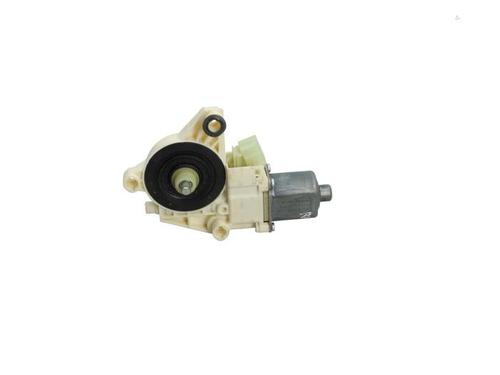 Used Electronic module Electronic module MERCEDES-BENZ E-CLASS (W212) E 350 CDI (212.025) (231 hp) 40409938 40409938
