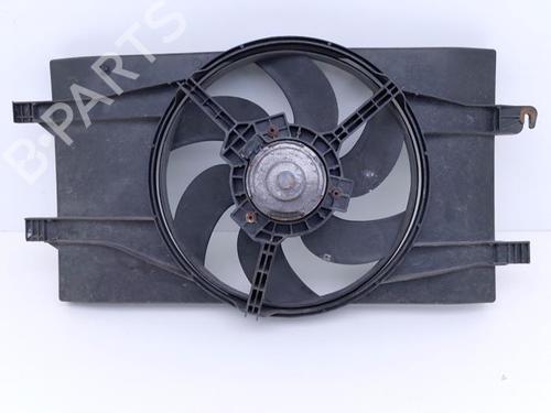 Used Radiator fan Radiator fan SMART ROADSTER Coupe (452) 0.7 (452.334) (82 hp) 40418543 40418543