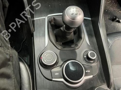 Interior roof light ALFA ROMEO GIULIA (952_) 2.2 D (952AEM250, 952AEA250) | BP40423250I8 - Image 18