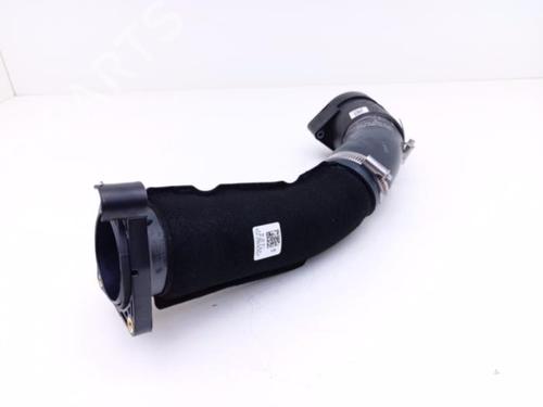 pipe-vw-multivan-t7-stm-stn-2021-40426281 main image
