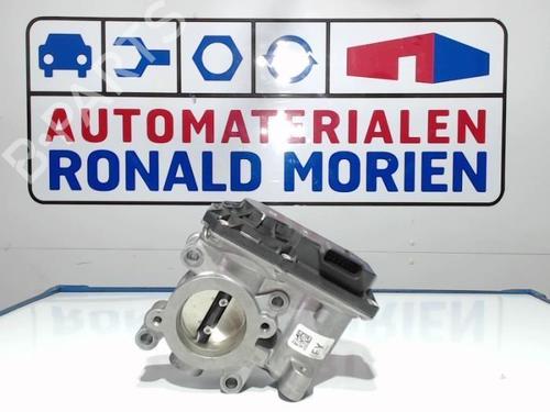 Used Throttle body Throttle body DACIA DUSTER SUV Van 1.2 TCe 125 4x4 (HSAU) (125 hp) 40377828 40377828