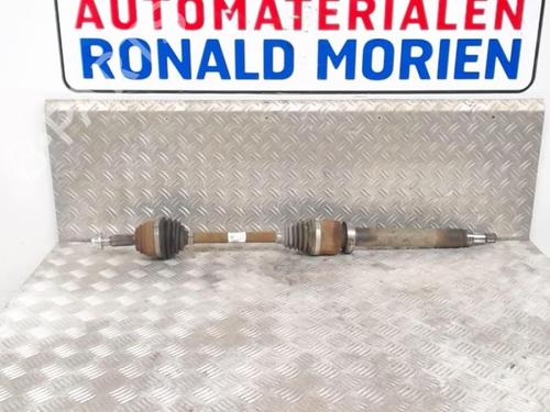 Used Right front driveshaft Right front driveshaft FORD FIESTA VI (CB1, CCN) 1.0 EcoBoost (125 hp) 40364477 40364477