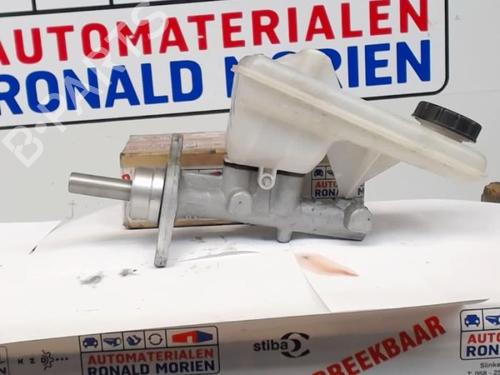 Used Brake master cylinder Brake master cylinder RENAULT TRAFIC II Van (FL) 2.0 dCi 115 (FL01, FL0U, FL00, FL0H, FL0M) (114 hp) 40367798 40367798
