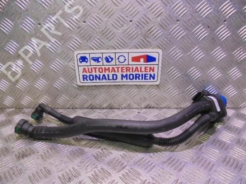 pipe-vw-touran-5t1-2015-40358645 main image