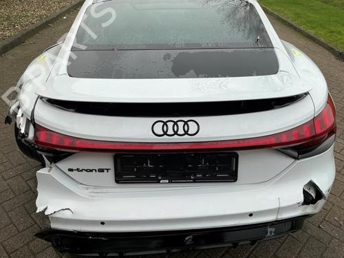 tailgate-audi-e-tron-gt-saloon-f83-f8p-2020-40423752 main image