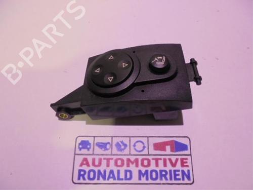 steering-column-stalk-vw-phaeton-3d1-3d2-3d3-3d4-3d6-3d7-3d8-3d9-2002-2003-2004-2005-2006-2007-2008-2009-2010-2011-2012-2013-2014-2015-2016-40360828 main image