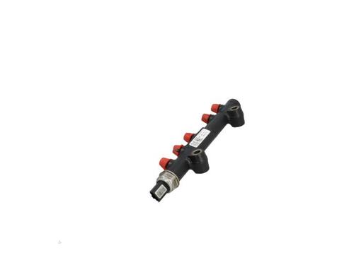 injection-rail-volvo-v50-545-2003-2004-2005-2006-2007-2008-2009-2010-2011-2012-40407155 main image