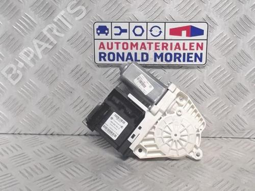 Used Electronic module Electronic module VW PASSAT B6 (3C2) 1.6 FSI (115 hp) 40482639 40482639