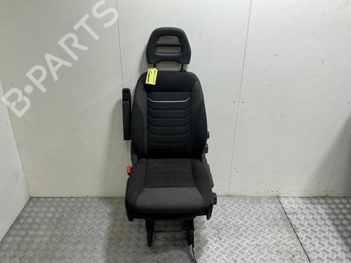 Used Left front seat Left front seat IVECO DAILY VI Van 35S18, 35C18, 40C18, 42S18, 50C18, 60C18, 65C18, 70C18 (175 hp) 40424748 40424748