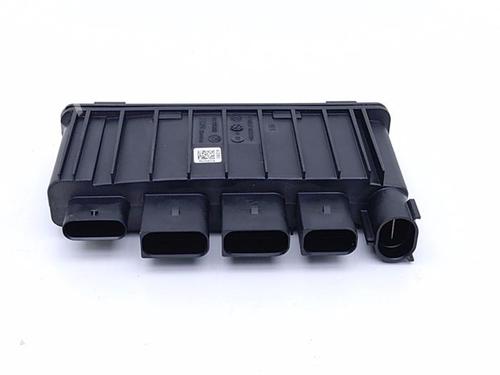 control-unit-bmw-2-active-tourer-f45-2013-2014-2015-2016-2017-2018-2019-2020-2021-40470964 main image