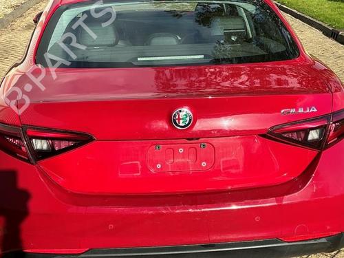Interior roof light ALFA ROMEO GIULIA (952_) 2.2 D (952AEM250, 952AEA250) | BP40423250I8 - Image 38