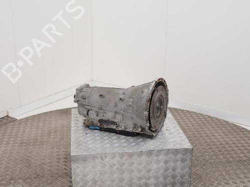 gearbox-land-rover-range-rover-velar-l560-2017-40424148 main image