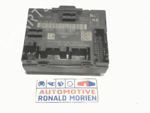 Used Electronic module Electronic module VW GOLF VII (5G1, BQ1, BE1, BE2) 1.6 TDI (110 hp) 40431928 40431928