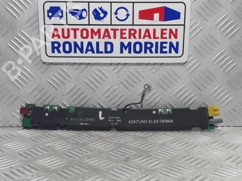 Used Electronic module Electronic module VW PHAETON (3D1, 3D2, 3D3, 3D4, 3D6, 3D7, 3D8, 3D9) 3.2 V6 (241 hp) 40426914 40426914