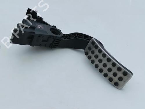Used Pedal Pedal MERCEDES-BENZ A-CLASS (W176) AMG A 45 4-matic (176.052) (381 hp) 40477989 40477989