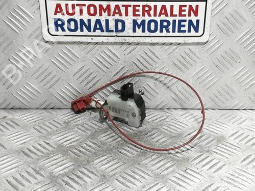 fuel-door-actuator-audi-tt-8j3-2006-2007-2008-2009-2010-2011-2012-2013-2014-2015-40431747 main image