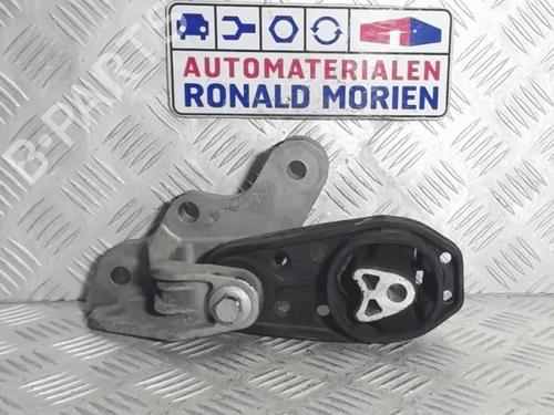 Used Engine mount Engine mount FORD FIESTA VII (HJ, HF) 1.0 EcoBoost (125 hp) 40379029 40379029