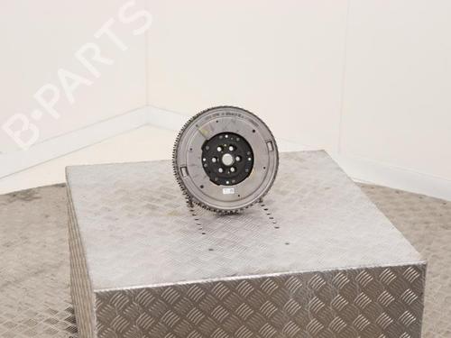 flywheel-renault-megane-iv-grandtour-k9amn_-2016-40400277 main image