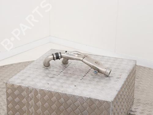 pipe-audi-a4-b9-avant-8w5-8wd-2015-40400560 main image