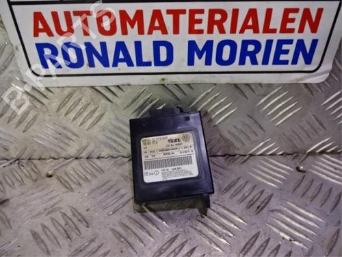 Used Electronic module Electronic module VW EOS (1F7, 1F8) 3.2 V6 (250 hp) 40359054 40359054