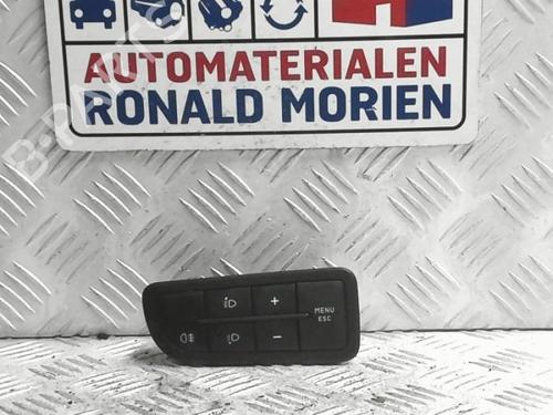 switch-fiat-punto-evo-199_-2008-40361899 main image