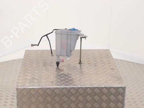 expansion-tank-audi-a4-allroad-b8-8kh-2009-2010-2011-2012-2013-2014-2015-2016-2017-40394923 main image
