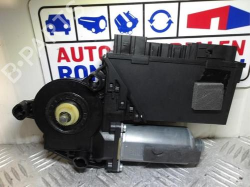 Used Electronic module Electronic module VW PHAETON (3D1, 3D2, 3D3, 3D4, 3D6, 3D7, 3D8, 3D9) 3.2 V6 4motion (241 hp) 40387308 40387308