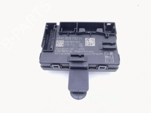 Used Electronic module Electronic module AUDI A5 (F53, F5P) S5 TFSI quattro (354 hp) 40421408 40421408