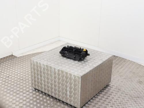 Used Valve cover Valve cover AUDI A3 Sportback (8YA, 8YF) 35 TDI (150 hp) 40408812 40408812
