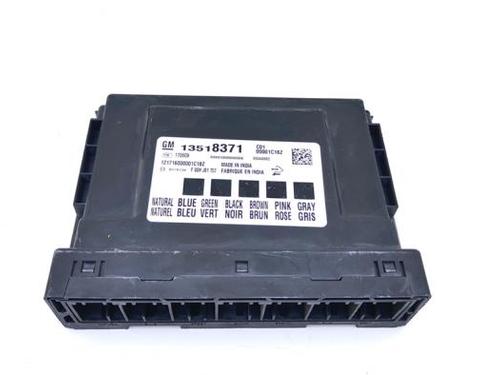 Used Control unit Control unit OPEL ASTRA K (B16) 1.4 Turbo (68) (150 hp) 40371996 40371996