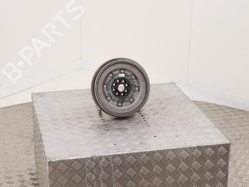 Used Flywheel Flywheel VW GOLF VIII (CD1, DA1) 2.0 TDI GTD (200 hp) 40401875 40401875